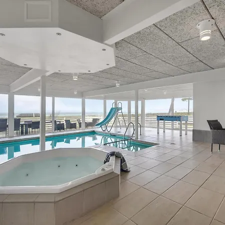 Holiday home Lovely In With Indoor Swimming Pool
