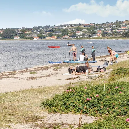 Lovely In With Sauna Дом отдыха *
